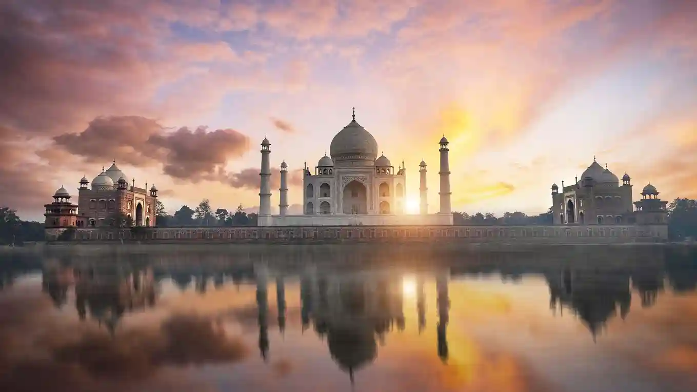 Taj Mahal Sunrise Tour – Witness the Magic
